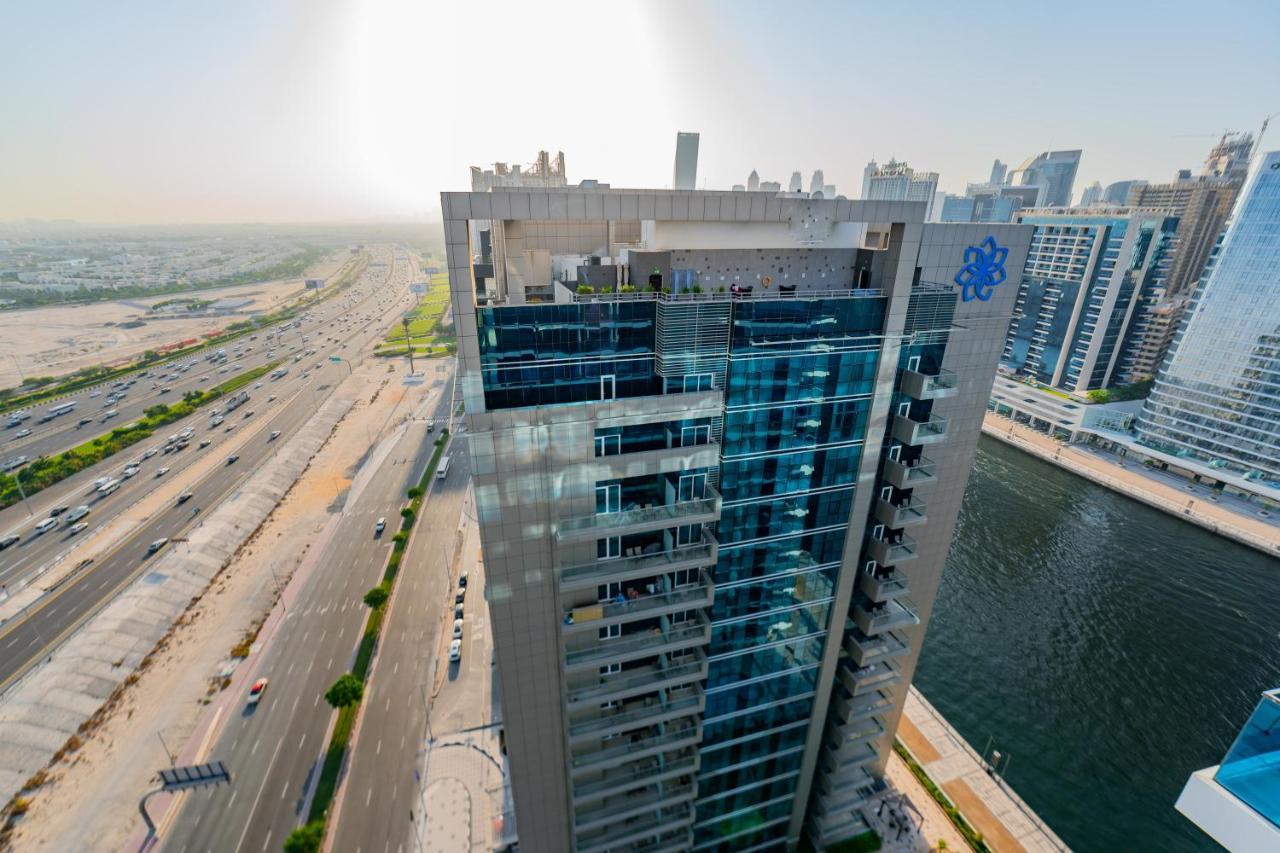 Kasco Homes Waves Tower Business Bay Дубай Екстер'єр фото